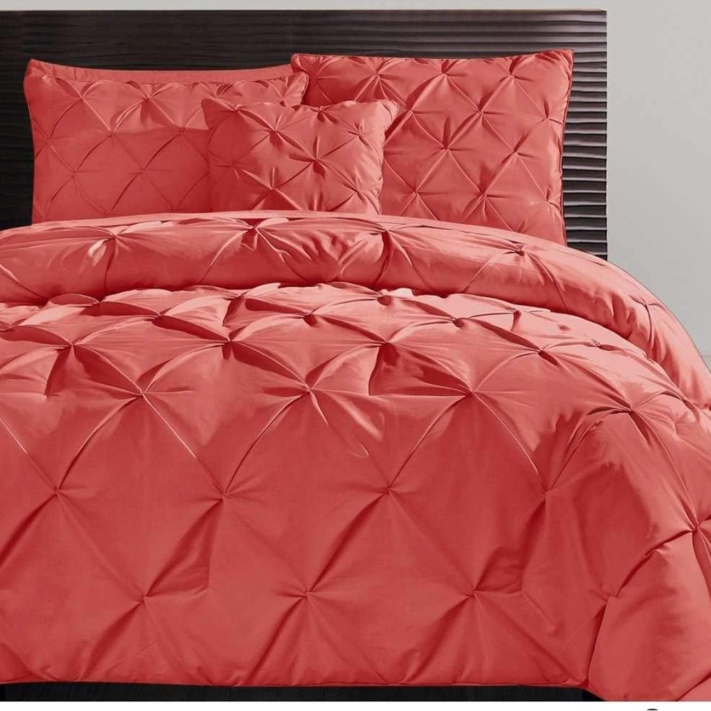 Comforter Set - Picture 3 of 3